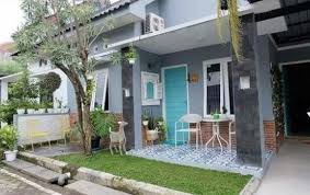 Foto rumah minimalis merupakan salah satu inspirasi pembangunan rumah minimalis bagi anda yang sedang merencanakan pembangunan rumah. 10 Inspirasi Model Teras Rumah Masa Kini Gaya Indonesia Banget Nih Rumah123 Com