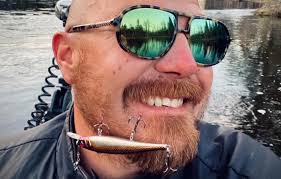 Town comes together for orphaned owls