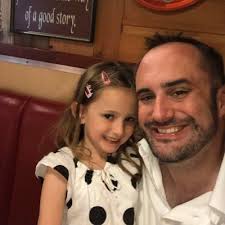 Lloyd Hinton (@lloydhinton)