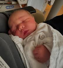 The love and joy in my heart is overflowing. My 2nd daughter Luna arrived  Monday evening. I experienced the most pure and profound fear I've ever  known as the doctors rushed to