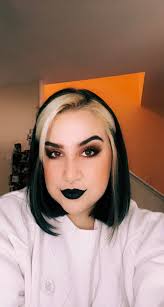 Good night dear group 🖤🥱😴 stay safe 🤗