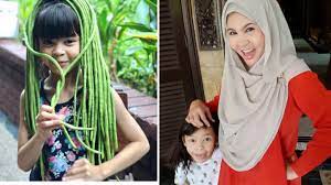 Retak menanti belah, kontroversi rumah tangga datuk seri aliff syukri dan datin seri nur shahida semakin rancak diperkatakan. Cucu Ke Anak Ni Eh Comel Cucu Puan Bonda Rozita Kongsi Pengalaman Ada Anak Kecil Usia Senja Berita Steady