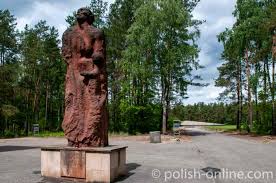 Read 6 reviews from the world's largest community for readers. Vernichtungslager Sobibor Polen