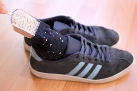 How to get rid of bad smell in shoes. Kittysand To Get Rid Of That Awful Smelly Shoes Overnight Cleaning Ideas Com