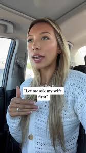 Victoria_elizabeth Husband