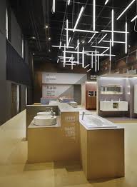 Kale Stand By Paolo Cesaretti At Ish 2015 Frankfurt Germany Retail Design Blog With Images Showroom Interior Design Bathroom Showrooms Showroom Design