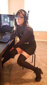 Interested in a gamer femboy? I might be just your type~ : r/crossdressing