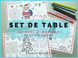Sets De Table Pour Les Fetes De Noel A Imprimer Noel Noel Tableau Etiquettes Noel A Imprimer