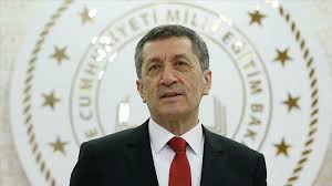 Konya selçuk doğumlu ziya selçuk hakkında merak edilen tüm detaylar haberimizde! Milli Egitim Bakani Selcuk Gozden Kacan Hata Ile Ilgili Inceleme Baslatildi