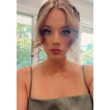 My rare “flame point Siamese” baby girl kitten born September 12th  exploring the outside for the first time 🥺 Meet Flump 🙂