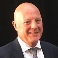 Vice-président de Brest Métropole j'ai participé ce samedi à la cérémonie  de remise de diplômes de la promotion (Henry Germain Delauze)  @ENSTABretagne Merci beaucoup @BGruselle DG de l'ENSTA ainsi qu'à vos  équipes