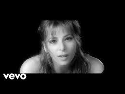 Mylene Farmer Pardonne Moi Youtube Farmer Mylene Chanteurs Francais Chanson