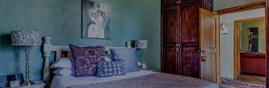 Bed Back Designs Highlight Wall For