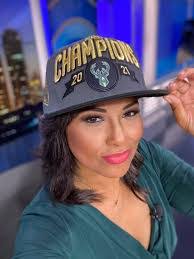 Amanda Porterfield's Instagram, Twitter & Facebook