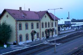 Tervezzen útvonalat a pillanatnyi autós forgalmi helyzetnek megfelelően, vagy tervezze útját tömegközlekedéssel, a bkv, máv és helyi tömegközlekedés alapján. Lehel Utca Mateszalka Mapio Net