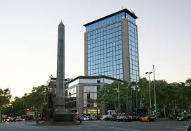Emin Capital Compra Un Edificio Del Deutsche Bank Por 90 M Para Abrir Un Four Seasons Hoteles Y Alojamientos