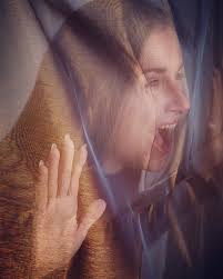 The always impeccable @cathiward rocking the fire cloth!! …