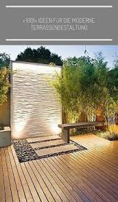 Bambus Holz Und Stein Ergeben Eine Schonen Sichtschutz Fur Den Sitzplatz Im Garten Oder Auf Der Terrasse Oder Fur Ein In 2020 Garden Wall Decor Backyard Garden Design