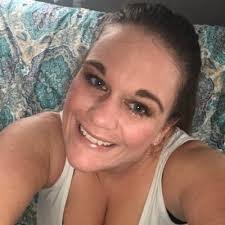 Courtney Keefer's Instagram, Twitter & Facebook