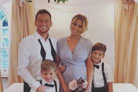 The itch of the golden nit. Stacey Solomon Reveals She Is Preparing To Move Into Her Together Home With Boyfriend Joe Swash London Evening Standard Evening Standard