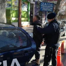 El hombre fue hallado muerto en el interior de la vivienda, ubicada en godoy cruz 276, planta baja, departamento 5. Se Entrego El Presunto Homicida Del Pescadero Del Mercado Central Mendovoz