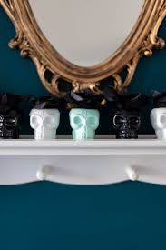 This post may contain affiliate links or ads. Diy Dollar Tree Halloween Plastic Skull Planters Bre Pea