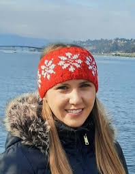 Snowflake Ear Warmer Knitting Pattern