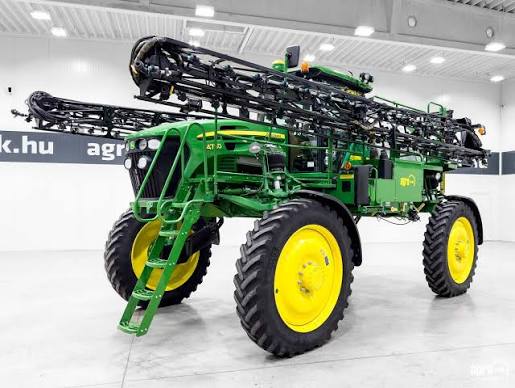 John Deere 4730 Sprayer