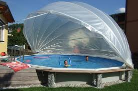 Das Cabriodach Bietet Sich Besonders Fur Runde Stahlmantelbecken An Oberirdische Pools Gartenpools Schwimmbad Designs