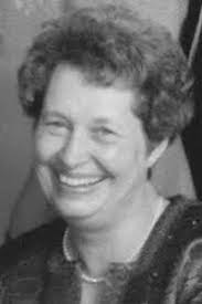 Amie Lowe's Instagram, Twitter & Facebook