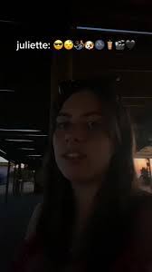 Juliette Roach's Instagram, Twitter & Facebook