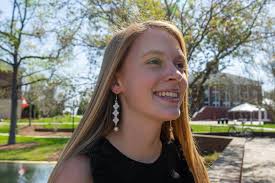 Elon student creates homemade jewelry business