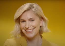 Madeleine Bowden's Instagram, Twitter & Facebook