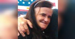 Lori Lenz's Instagram, Twitter & Facebook