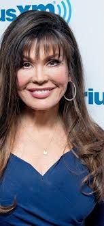 The controversies are about her facelift, cosmetics surgery, lip fillers, and the nose job. I Really Love Marie Osmond But She S Starting To Look Cartoonish With The Look The Fillers And Plast Marie Osmond Plastic Surgery Marie Osmond Plastic Surgery