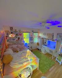 Vintage room decor encompasses a wide range of style ideas from several different time periods. Aesthetic Room Inspo Bed Bedroom Inspo Room Home House Aesthetic Indie Y2k Indieaesthetic Vintage Led Indie Room Indie Bedroom Room Inspo