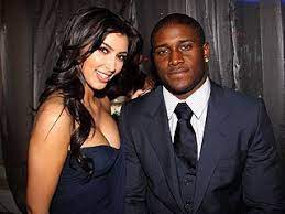 We did not find results for: Kim Kardashian And Reggie Bush Call It Quits People Com