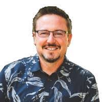 Shawn Bender's Instagram, Twitter & Facebook