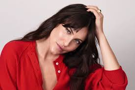 Scout Willis Signs With Elevate Entertainment