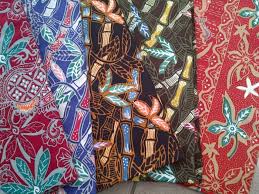 Batik lukis adalah proses pembuatan batik dengan cara langsung melukis pada kain putih. 77 Motif Batik Modern Nusantara Yang Terkenal Model Sederhana