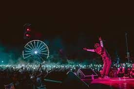 May 31, 2021 · es gibt nicht viel, was ryan reynolds nicht kann: Pin By Ben On Travis Travis Scott Concert Travis Scott Aesthetic Rap Artists