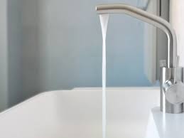 Impreziosisci la tua vasca con un rubinetto vasca da bagno: Rubinetteria Per La Vasca Da Bagno Corsivo B Home Besidebathrooms