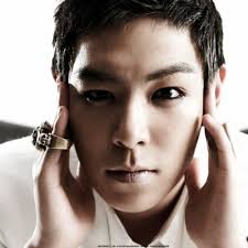 20 erkek idolün makyajlı ve makyajsız halleri