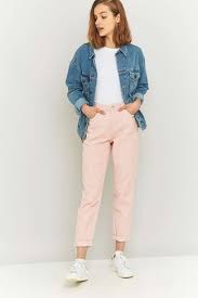 Unsere anpacker arbeiten drinnen und draußen, fahren hoch hinaus und haben dabei ein ziel: Rosa Hose Kombinieren 131 Damen Outfits 2020 Lookastic