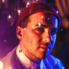 Stream Benjamin Longman music