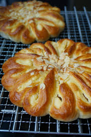 Kitchen Corner Cream Cheese Flowered Bread Delicious Bread Food Artisan Bread