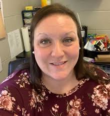 Kristie Everett's Instagram, Twitter & Facebook