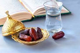 Allahumma laka shumtu, wa 'ala rizqika afthortu. Manakah Doa Berbuka Puasa Yang Benar Dan Yang Salah Jadwal Kajian Sunnah