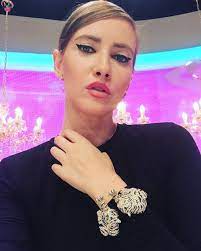 Vedeta spune că nu va renunța să își facă și alte modificări. Iulia Albu A Recunoscut Ca Are Operatii Estetice De Ce