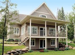 House plan for a narrow, deep lot. Pin On Deck